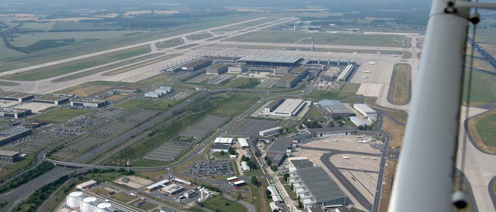 Blick über den Hauptstadtflughafen in Schönefeld.