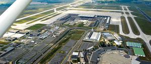 Wartet weiter auf seine Eröffnung: Der neue Berliner Flughafen BER. 