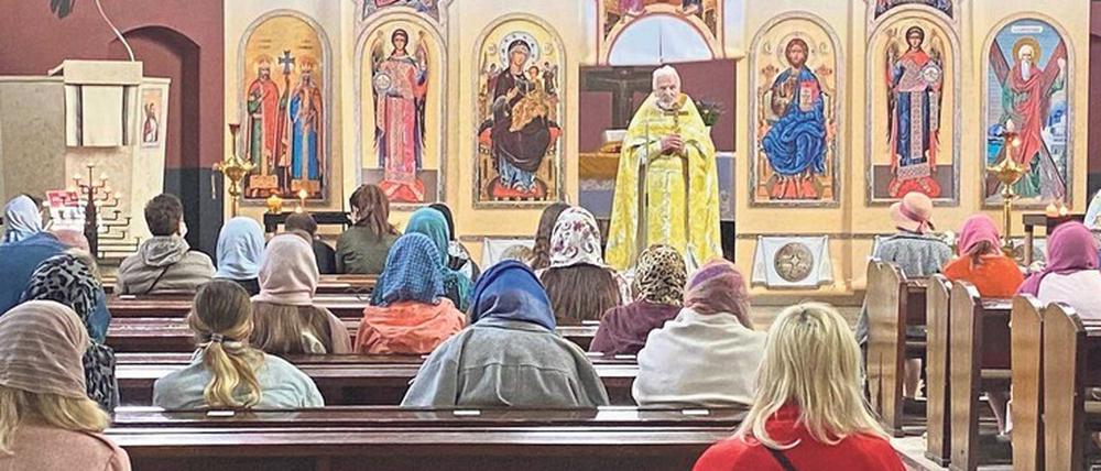 Zufluchtsort. Die Gemeinde von Pfarrer Oleh Polianko erlebt seit Kriegsbeginn in der Ukraine einen enormen Zulauf.