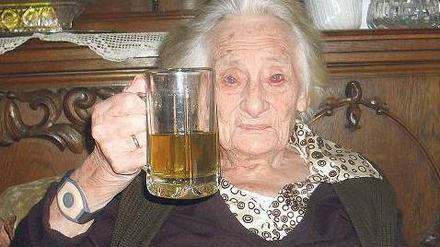 Else Aßmann, 110, älteste Deutsche, lebte in Wilmersdorf. Kurz vor ihrem 111. Geburtstag ist sie nun gestorben.