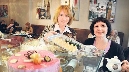 Setzen auf Made in Polen: Iwona Pogodzinska und Malgorzata Brasch im Cafe MetroPolen. 