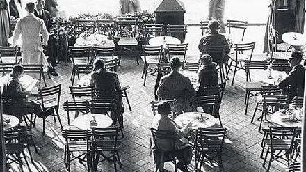 Wartesaal der Talente. Das Romanische Café um 1925. Foto: Ullstein Bild