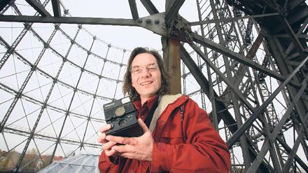 Sein Lieblingsobjekt. Hobby-Fotograf Wartmann stellt im Kulturhaus Schöneberg viele Bilder seiner Gasometer-Serie aus. 