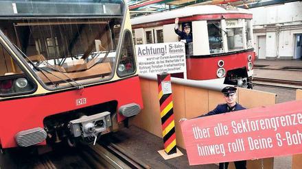 Und rollt und rollt. Es gab Zeiten, da konnte die S-Bahn nicht einmal der Eiserne Vorhang aufhalten. Daran erinnert das Verkehrsunternehmen gemeinsam mit dem Verein Historische S-Bahn am Wochenende in der Betriebswerkstatt in Erkner (Sonnabend und Sonntag jeweils 11–18 Uhr).