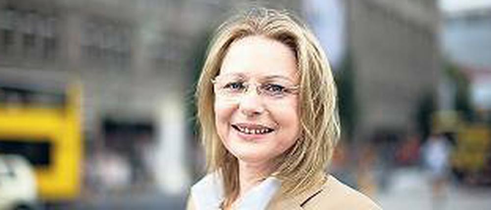 Cornelia Yzer. Ex-Pharmalobbyistin und jetzt Berlins Wirtschaftssenatorin. 