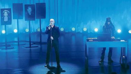 Blaue Jungs. Anfang September stellten die Pet Shop Boys ihr neues Album im Hau vor, zum Jahreswechsel treten sie am Brandenburger Tor auf.