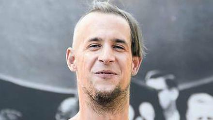 Robert Jäger, 35, Lebenskünstler aus Friedrichshain: "Ich bin gerade ein arbeitsloser Penner".