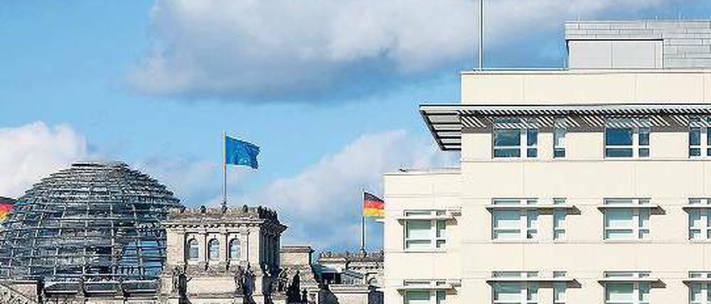 Blick auf die US-Botschaft im Berliner Regierungsviertel