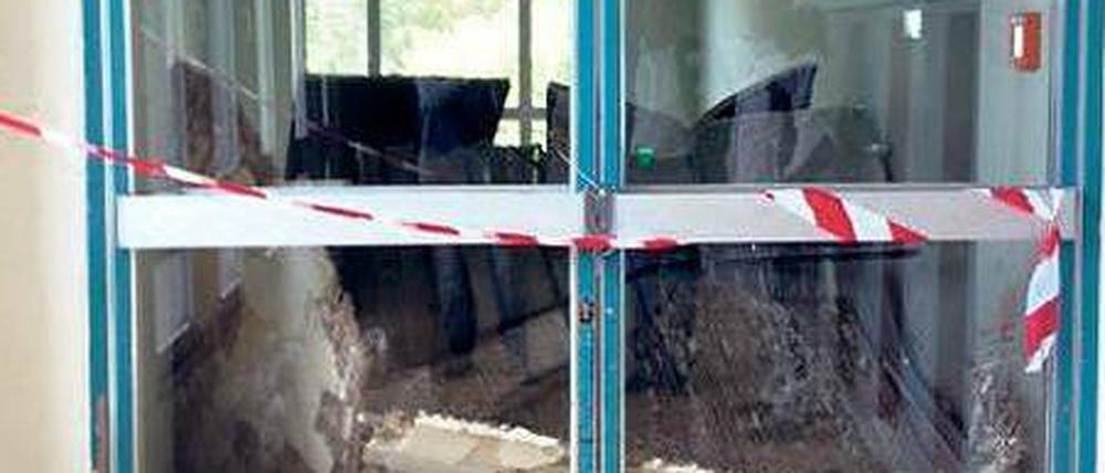 Im Treppenhaus der Renée-Sintenis-Grundschule in Frohnau stürzte die Decke ein.