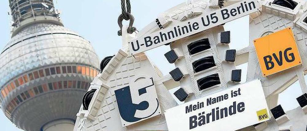 Tunnelbohrer Bärlinde hat sich vom Marx-Engels-Forum bis zum Brandenburger Tor gefräst – und soll für die U5 noch weiterackern.