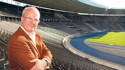 Herr der Ränge. Joachim E. Thomas ist seit 2010 Manager des Olympiastadions. 