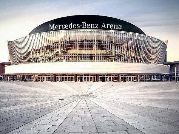 Arena 2.0 – so wird sie vermutlich aussehen, die „Mercedes-Arena“ in Friedrichshain. Mitte des Jahres übernimmt der Konzern die Namensrechte von O2. Simulation: promo