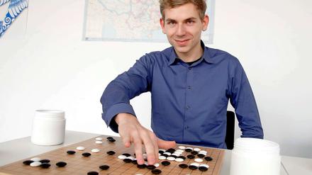 Go, Berlin! Johannes Obenaus ist Berliner Meister in dem asiatischen Brettspiel. Mit den Besten der Welt kann der 23-Jährige aber noch nicht mithalten.