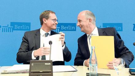 Hallo Nachbar. Ministerpräsident Dietmar Woidke (rechts) und Berlins Regierender Bürgermeister Michael Müller auf einem Archivbild aus besseren Tagen. 