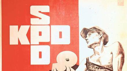 Plakate der Propaganda. In Ost-Berlin wurde für ein Ende der SPD geworben.