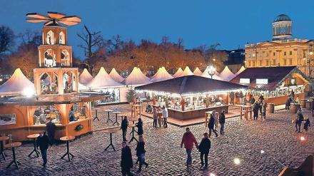 Alles frei. Der Besuch des Weihnachtsmarkts am Schloss Charlottenburg darf nichts kosten. 
