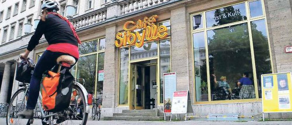 Das Café Sibylle auf der Karl-Marx-Allee. 