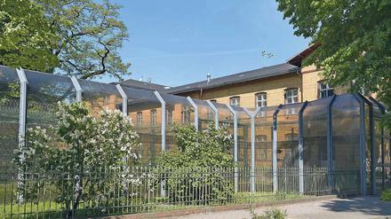 Bewegte Geschichte. Die 1880 eröffnete Karl-Bonhoeffer-Nervenklinik im Reinickendorfer Ortsteil Wittenau wird seit 2006 auch für andere Zwecke genutzt, unter anderem für den Maßregelvollzug und als Notunterkunft für Asylbewerber. 