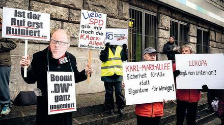 Mieter der Karl-Marx-Allee protestierten am Wochenende vor der SPD-Parteizentrale