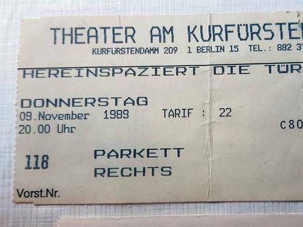 Historisch wertvoll. Das Theaterticket vom 9. November 1989. 