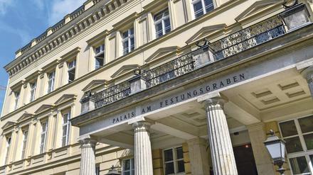 Heute beherbergt der Palais unter anderem das Maxim-Gorki-Theater.