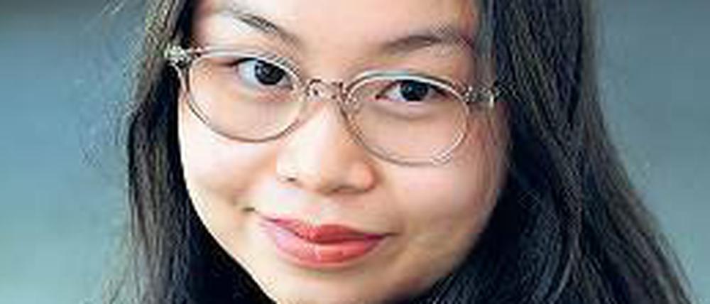 Die 22-jährige Trang Tran Thu erlebte in der Ausländerbehörde lange Wartezeiten - und Solidarität unter den "Kunden".
