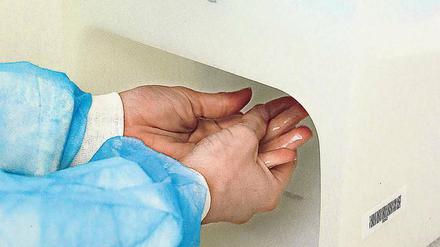 Händedesinfektion ist das A und O der Hygiene im Krankenhaus. 