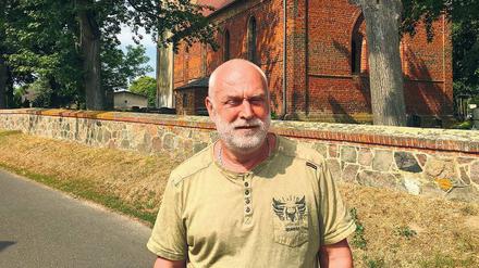 Peter Gerhardt lebt seit seiner Geburt in Hohengüstow. Der 60-Jährige ist seit Mai 2019 Bürgermeister der Gemeinde Uckerfelde in der Uckermark. 