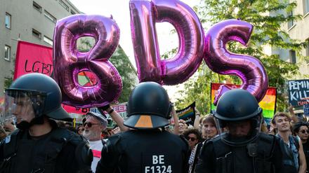 Schon früher trat die Antiisrael-Organisation BDS bei queeren Demos in Berlin in Erscheinung, wie hier beim "Radical Queer March" 2019.