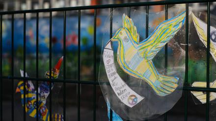 Solidaritätsbekundung mit der Ukraine an einer Schule in Berlin-Pankow.