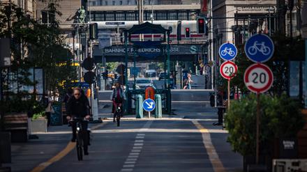 Zwischen Leipziger Straße und Französische Straße dürfen bald wieder Autos rollen - wahrscheinlich jedoch nur für kurze Zeit.