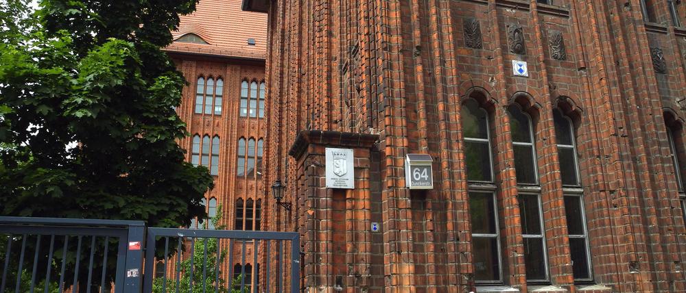 Das Heinrich-von-Schliemann-Gymnasium in Prenzlauer Berg gehörte 2019 zu den nachgefragtesten Schulen.