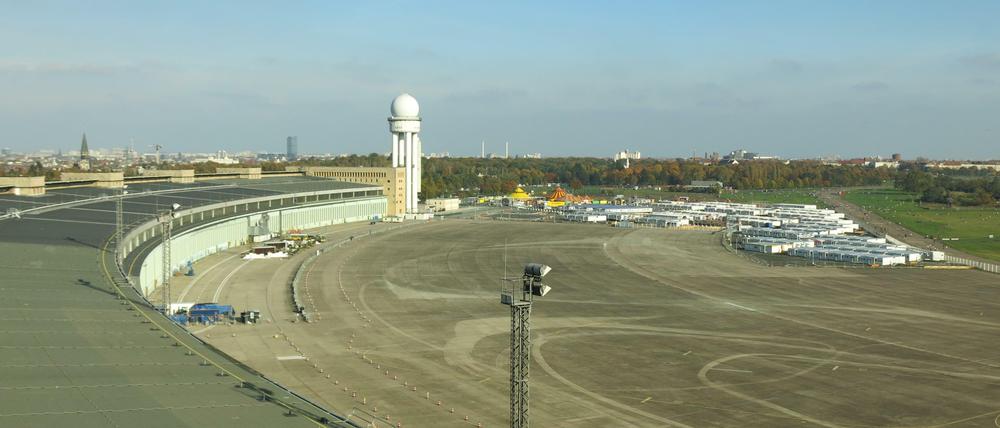 Flughafengebäude des 2008 geschlossenen Flughafens Tempelhof.