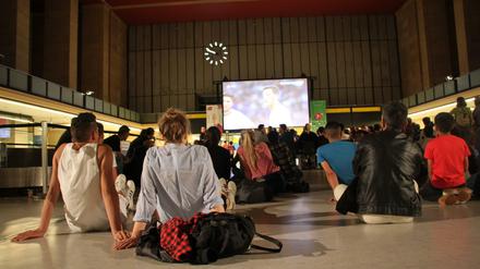 Public Viewing am Flughafen Tempelhof.