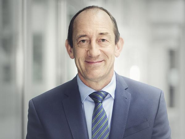 Jan Eder ist Hauptgeschäftführer der Berliner Industrie- und Handelskammer in Berlin. 