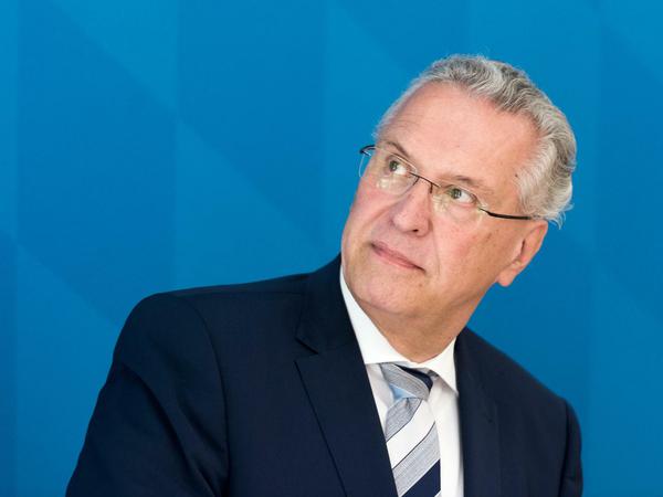 Hat wohl keine Handhabe, will das LADG aber trotzdem juristisch prüfen: Bayerns Innenminister Joachim Herrmann (CSU).