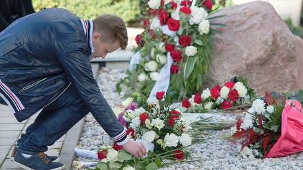 Trauer um Jonny K. Nach seinem Tod wurden viele Blumen zu seinem Gedenken niedergelegt.