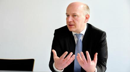 Kai Wegner (hier im Bild) soll im Laufe des CDU-Landesparteitages als Vorsitzender gewählt werden. 