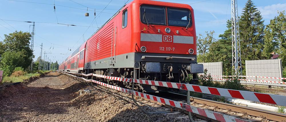 Seit Jahren wird auf der Strecke nach Bernau gebaut, auch im Jahr 2020 wird es lange Sperrungen geben.