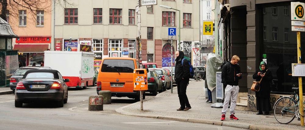 In der Kreuzberger Oranienstraße regt sich der Unmut der Fahrradfahrer. 