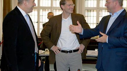 Beste Laune beim Koalitionspoker: Klaus Wowereit, Michael Müller (beide SPD) und Frank Henkel von der CDU.