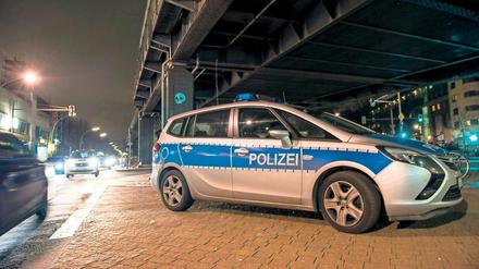 Ein Polizeiwagen am Kotti in Berlin-Kreuzberg (Symbolbild). 