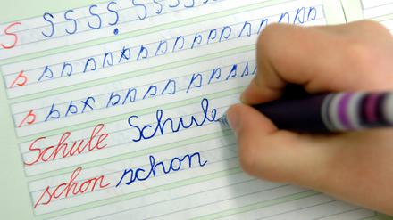Berlins Schüler tun sich schwer, wenn es um das Schreiben geht.