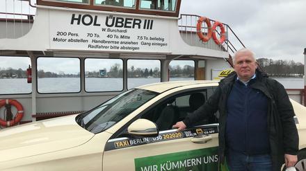 Taxifahrer Leszek Nadolski, Chef der Berliner Taxi-Innung, ist begeistert, dass das Land nun E-Taxis fördert.