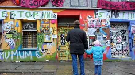 In der Tat: Berlin-Friedrichshain gilt inzwischen als beliebte Wohngegend für junge Familien. 