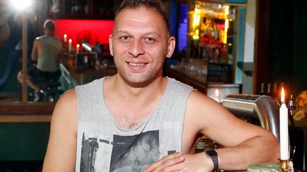 Den Menschen zugewandt. Vor ein paar Wochen hat Mehmet Balikci die Bar namens Capture eröffnet. 