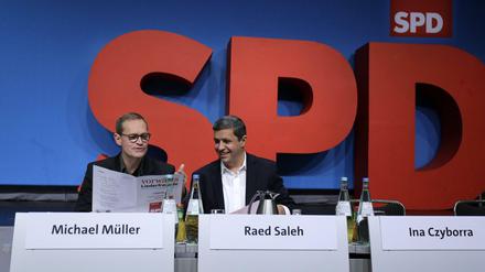 Der Regierende Bürgermeister Michael Müller und SPD-Fraktionschef Raed Saleh.