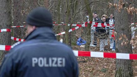 Fassungslosigkeit selbst bei Fachleuten: Auch Polizeiexperten, Psychologen und Jugendrichter sind über den brutalen Mord in der Köllnischen Heide schockiert.
