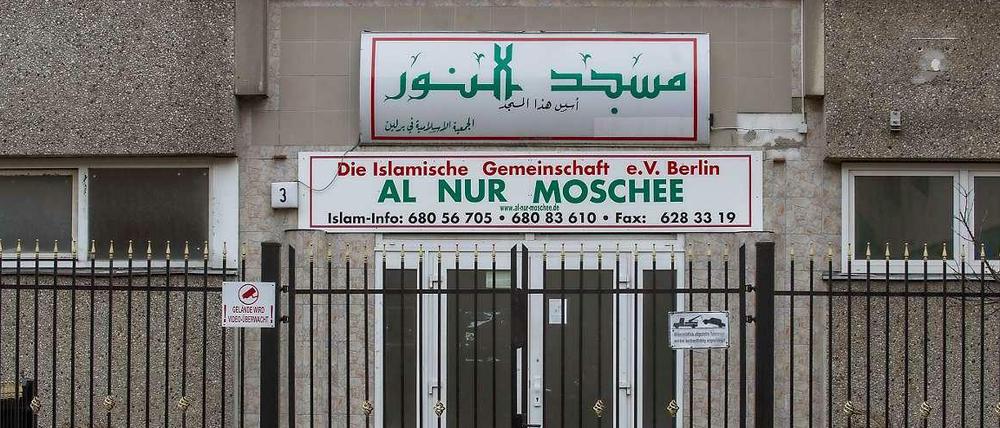 Umstrittene Gastpredigt in Neuköllner Al-Nur-Moschee löst Debatte um Religionsfreiheit aus.