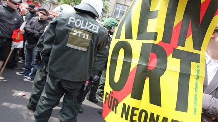Kein Ort für Neonazis. In Berlin wurden mehrere Wohnungen bekannter Extremisten durchsucht.